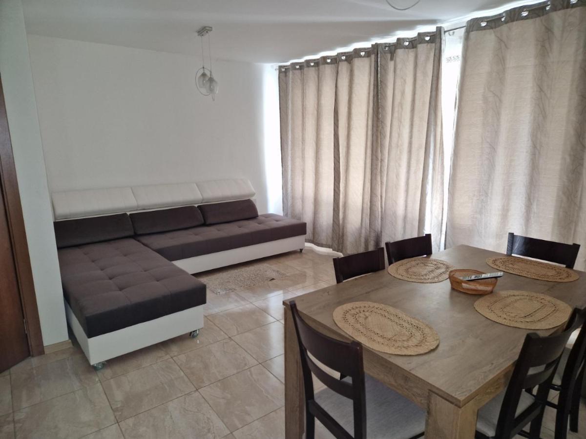 Sea Garden Marina 2 Apartment Varna Dış mekan fotoğraf
