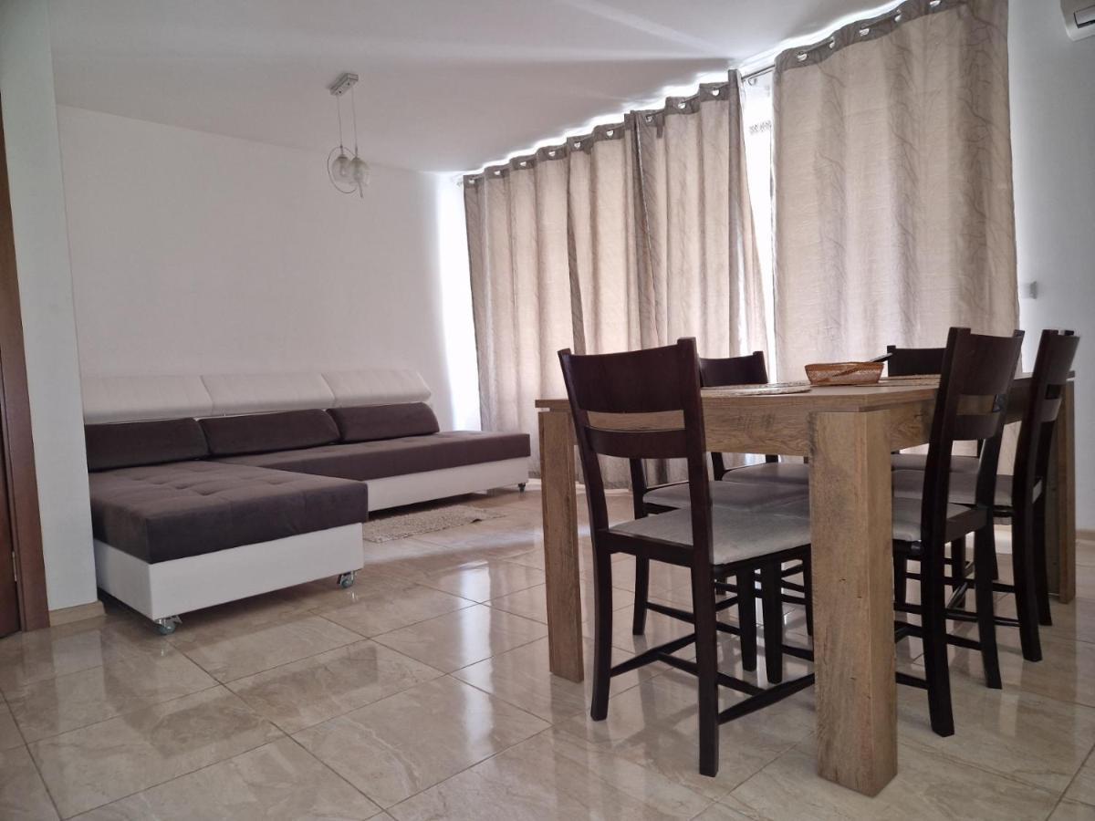 Sea Garden Marina 2 Apartment Varna Dış mekan fotoğraf