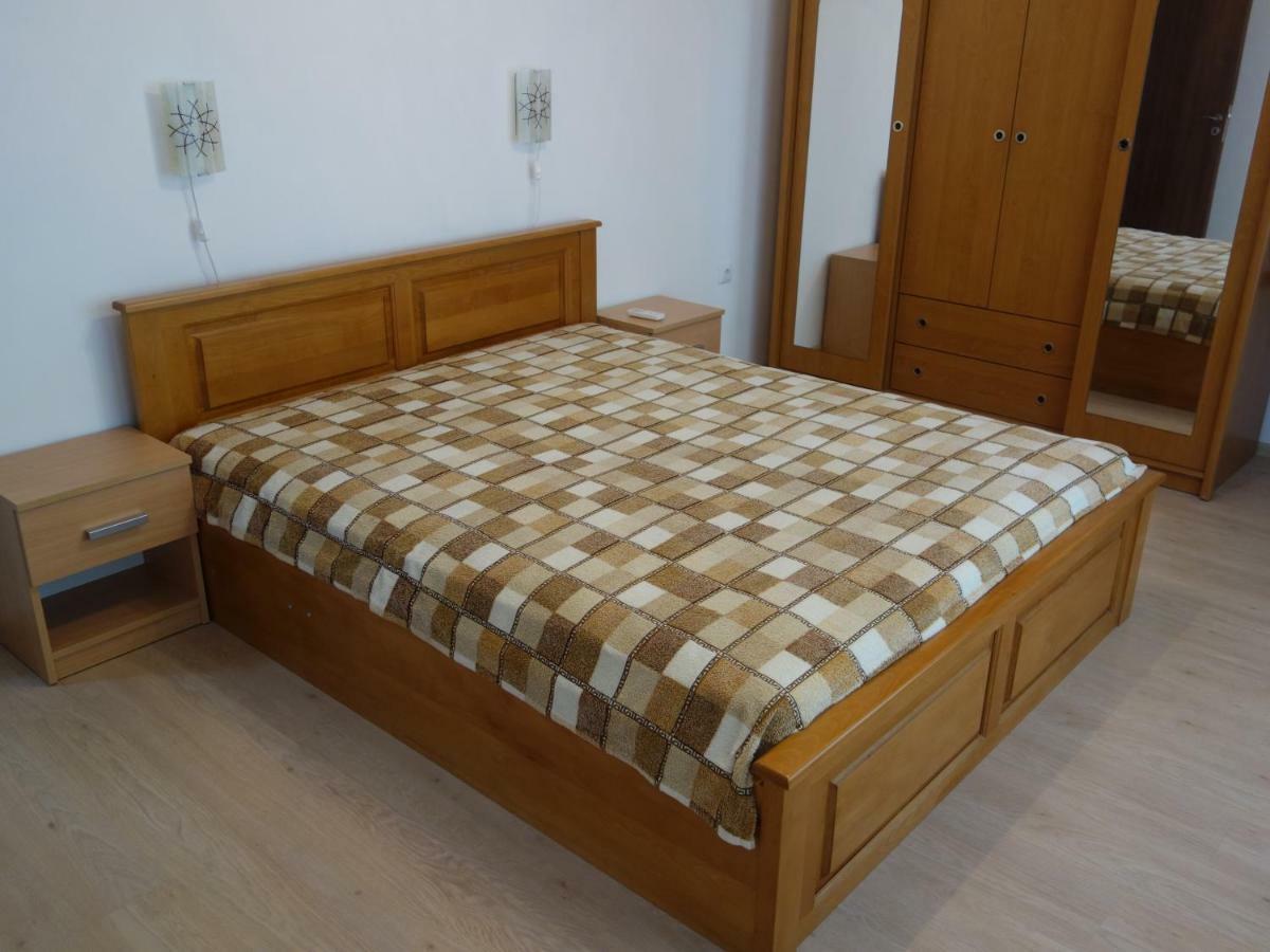 Sea Garden Marina 2 Apartment Varna Dış mekan fotoğraf